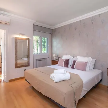 Ocean Views Luxury Next To 别墅 贝纳尔马德纳